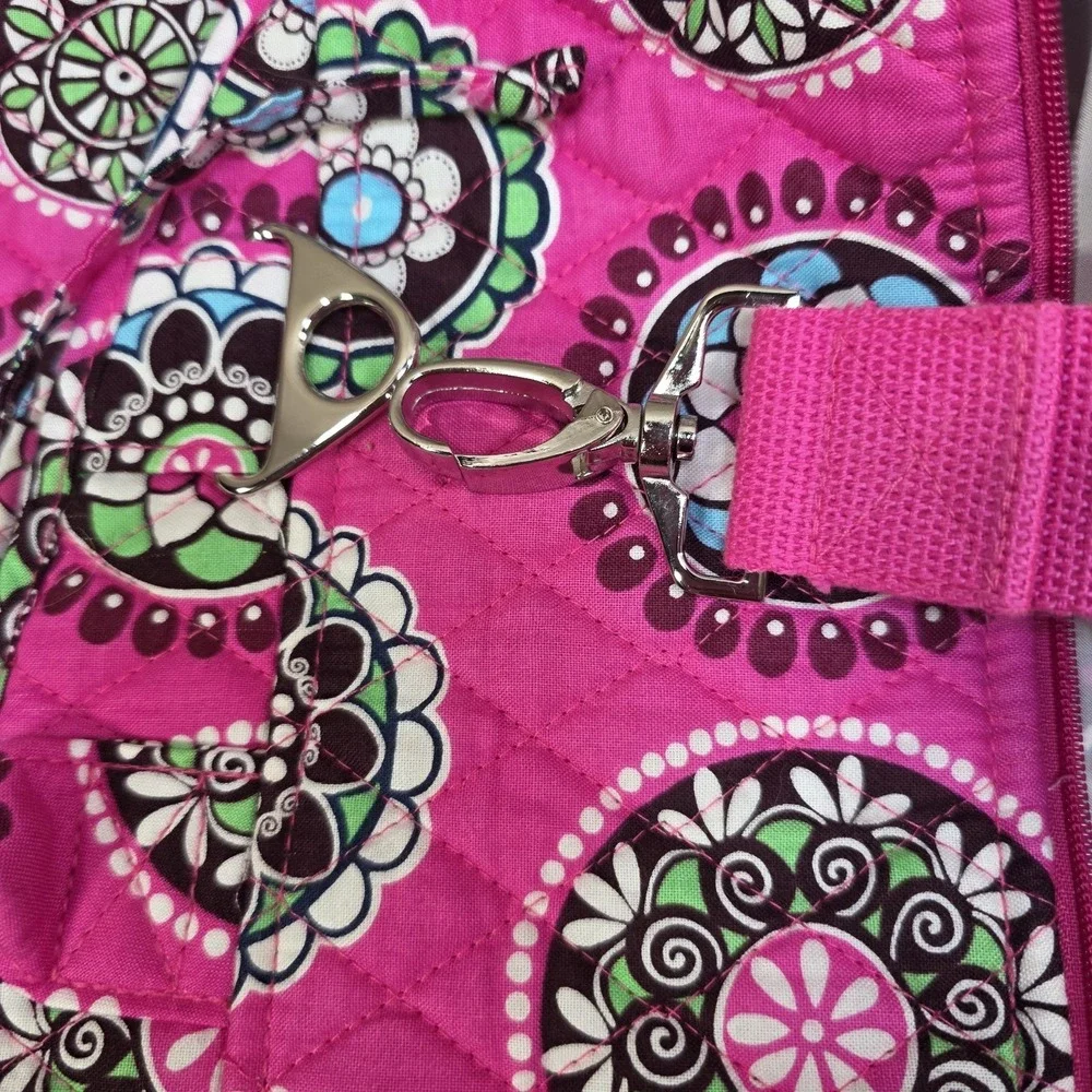 NEW Vera Bradley Cupcake Pink Garment Bag w/Geometric Floral Pattern New w/o Tag